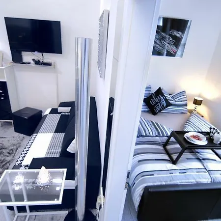 Apartmán Lea - Free Parking In Front For 2 Cars Záhřeb